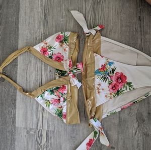 Guess floral bikini size small